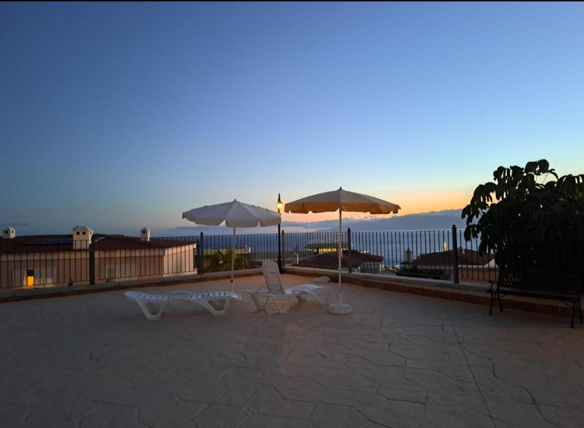 "Cathy'S Home"- Apart Luxury - Adult Only - Large Terrace Private Puerto de Santiago  Bagian luar foto
